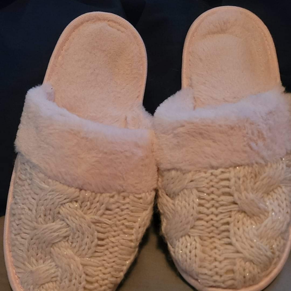 Women's slip on sleepers